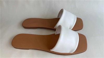 Dép thời trang mùa hè màu trắng